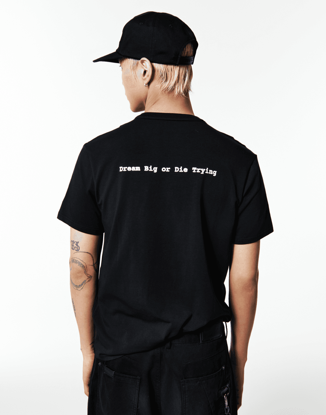 EP.7 Synopsis 01 T-Shirt (Black)