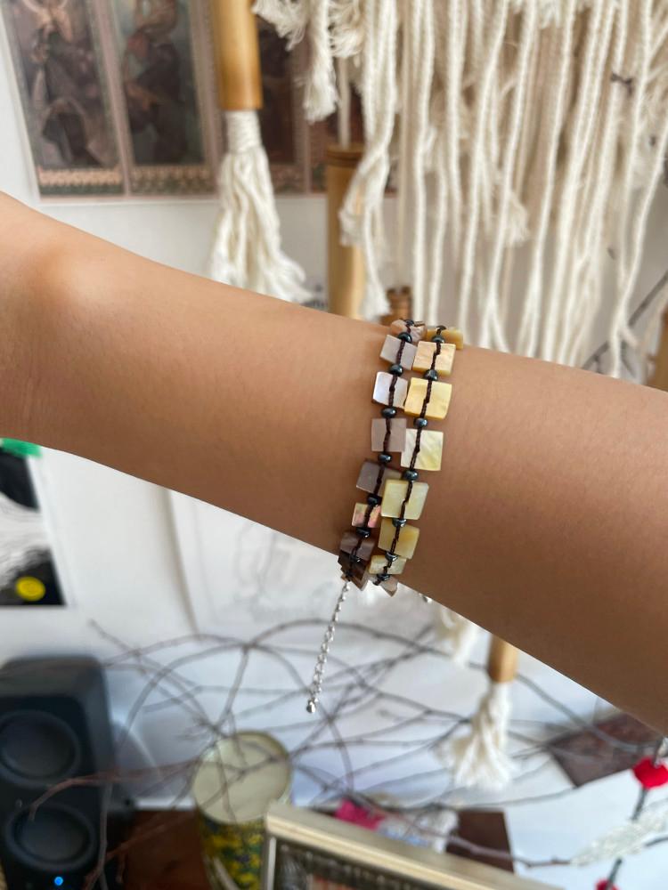 스퀘어 자개 팔찌 (2 colours)
