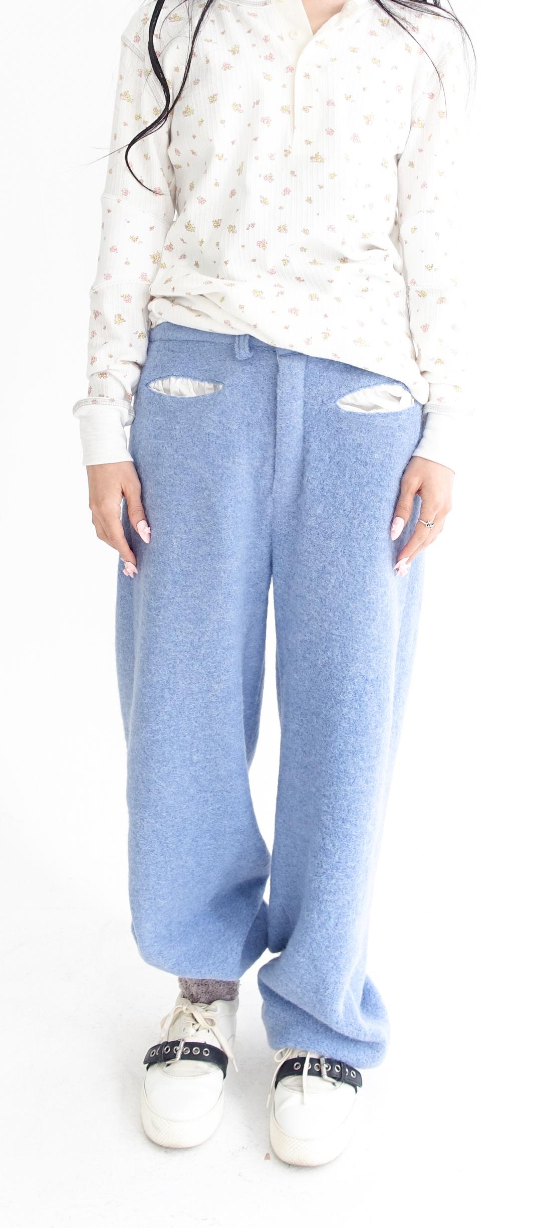 [fa.er.ie] fluffy easy jogger pants (blue)