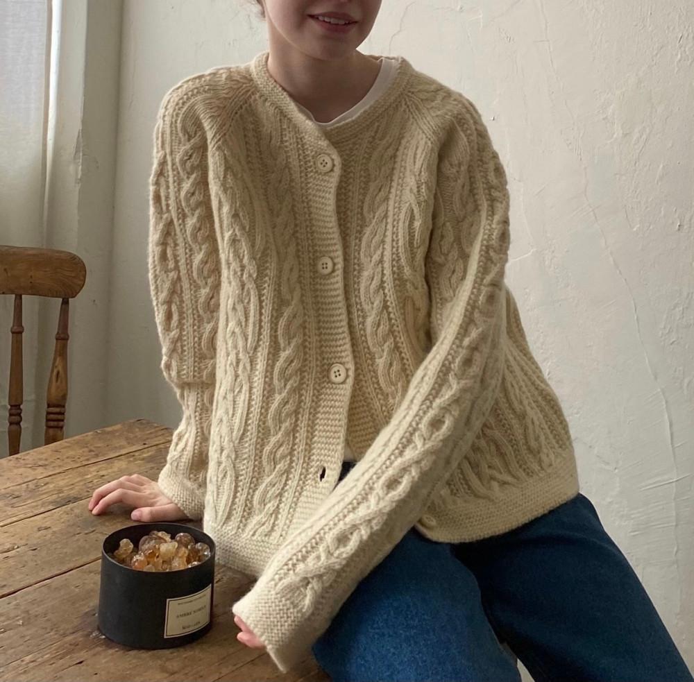 곤 당일 / 로맨티사이즈 셔틀랜드 케이블 가디건 2colors