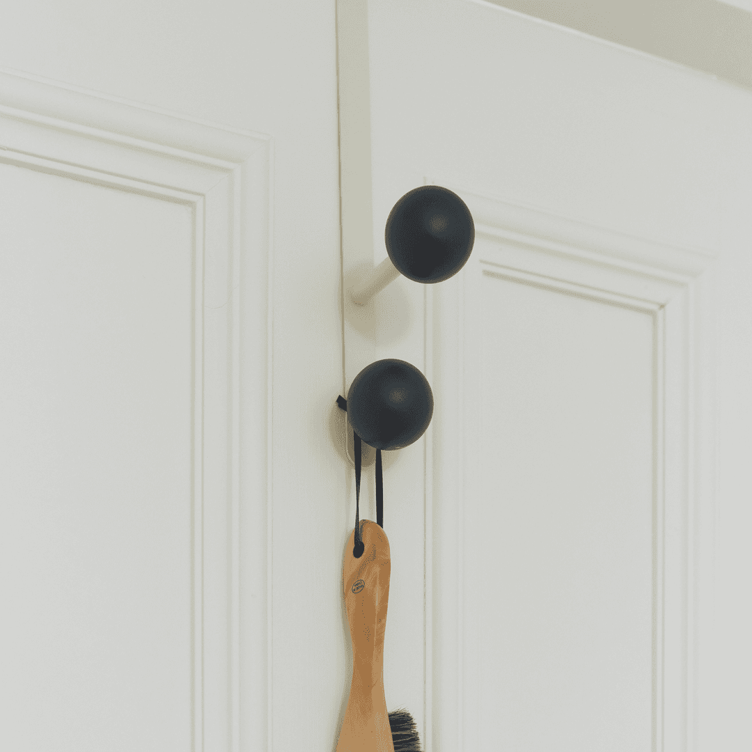 Loulou Door Hanger