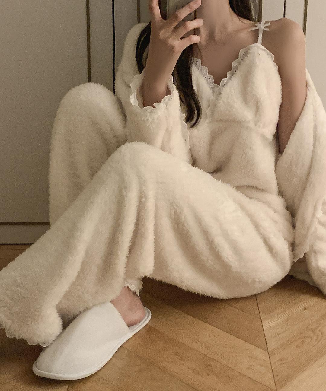 멜리느 극세사 레이스 쓰리피스 잠옷 세트(2차 재진행)