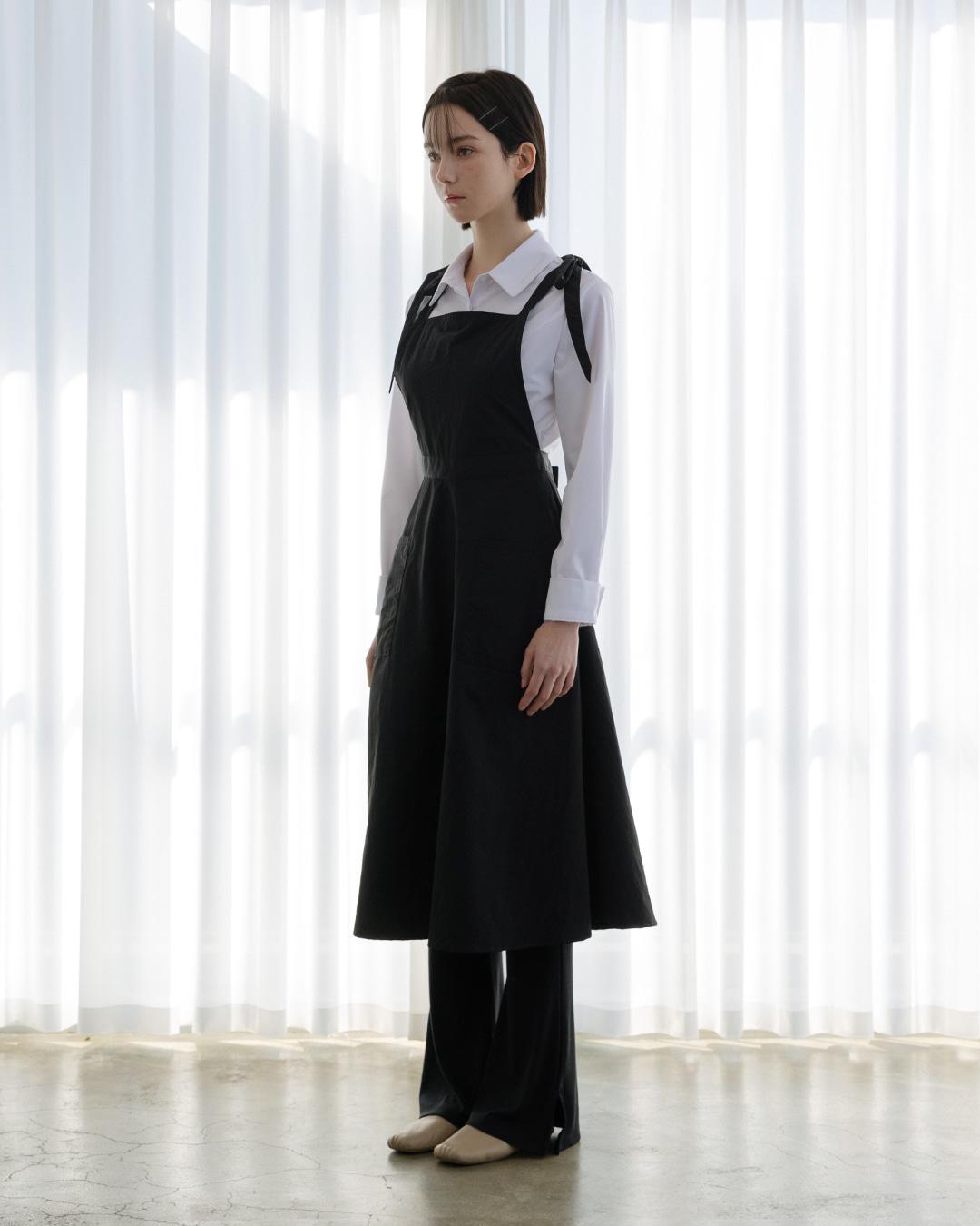 숄더 리본 SHOULDER RIBBON APRON [블랙]