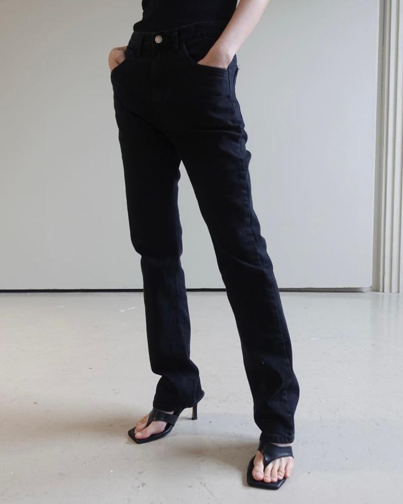 BIB 바질인보틀 스판 부츠컷 흑청 데님 팬츠 (3size)