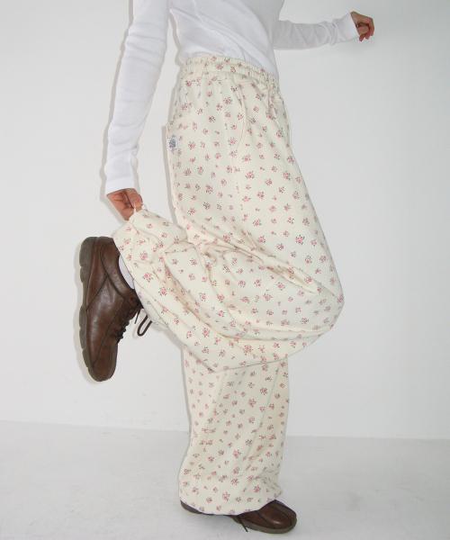 FLORAL WIDE SWEAT PANTS CREAM