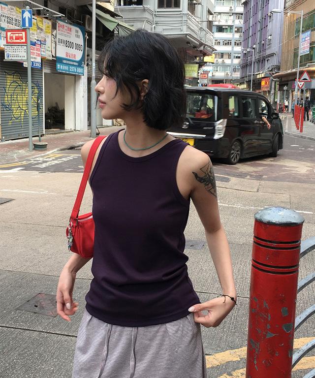 데일리쥬  [MADE] 디온 골지 베이직 라운드넥 나시