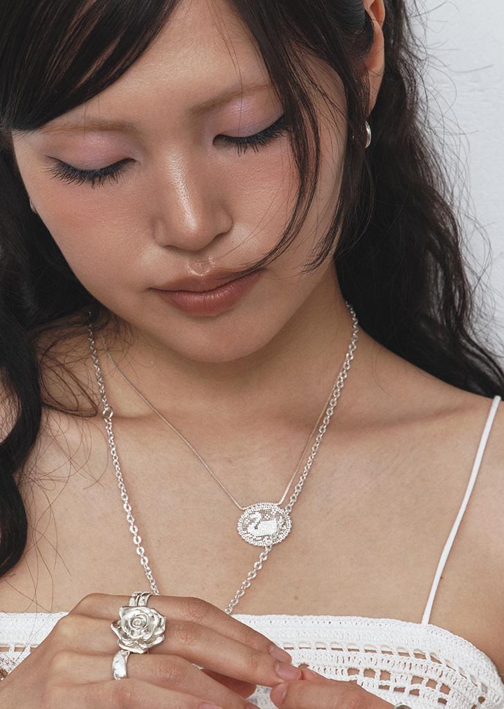 swan crochet necklace