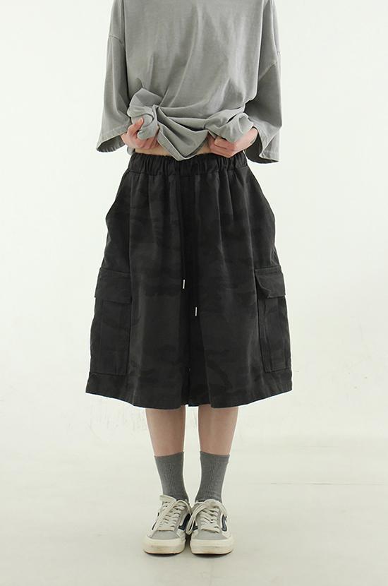 camo pattern cargo half pants (unisex)
