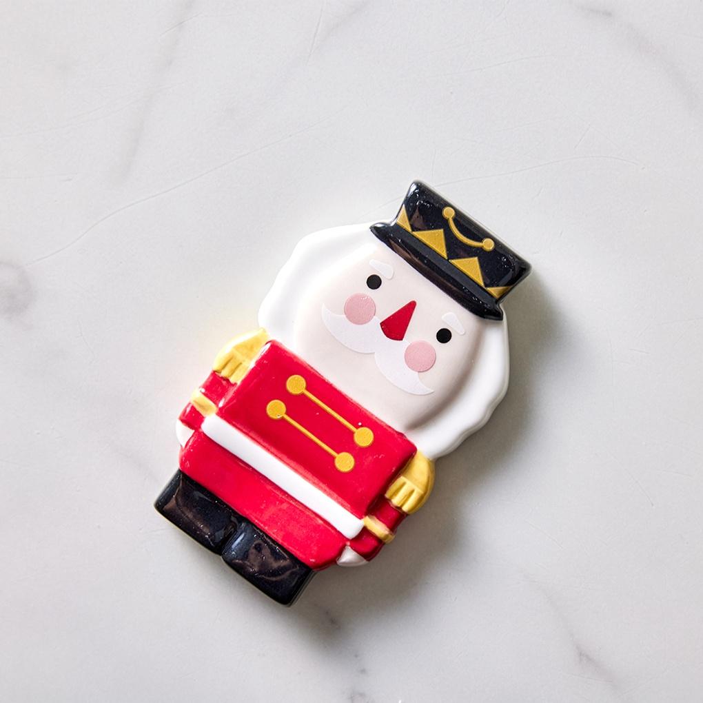 [띠배너 클릭][15%+1천원 쿠폰]윈터카니발 호두까기 병정 수저받침_CA9123065