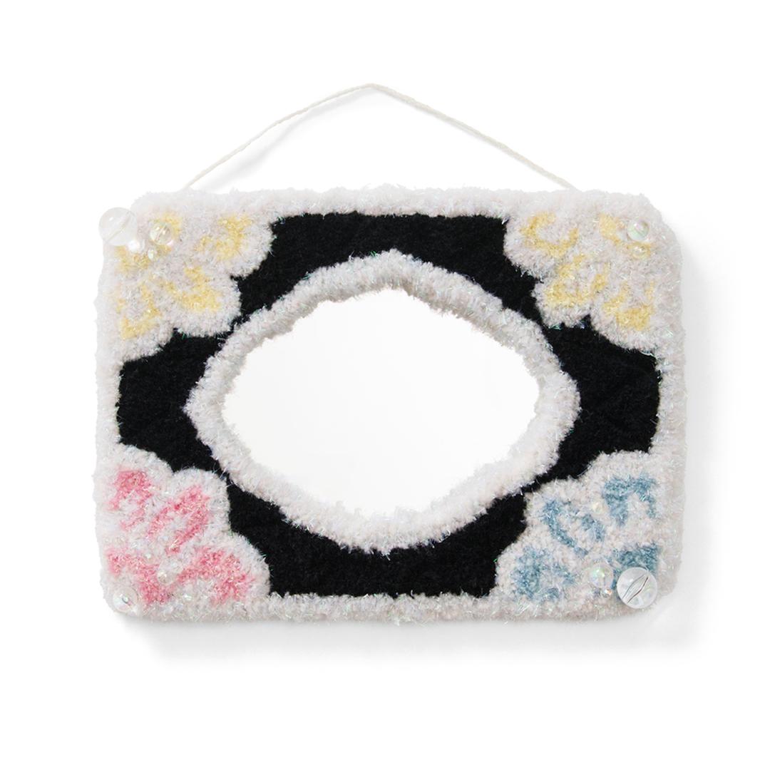 모란 꽃 거울 (Black Peony Mirror)