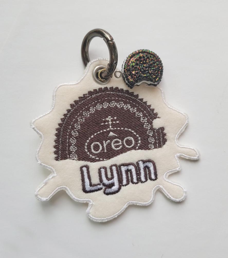 오레오쿠키 이니셜 자수네임텍, 어린이집 유치원 동호회, 키링 브로치 접착 벨크로 커스텀 가능