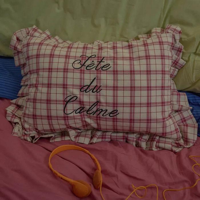 Ruffled Cushion Cover (+솜포함) (Redwood)