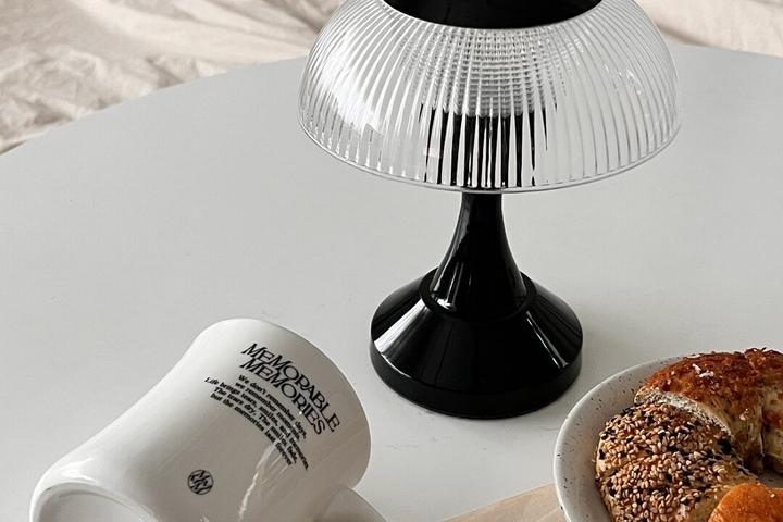 엔틱 머쉬룸 무선 충전식 LED 무드등 조명 (빛색상/밝기조절)