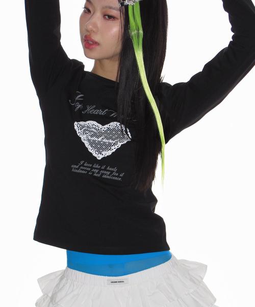 하트 프린트 보트넥 탑_블랙