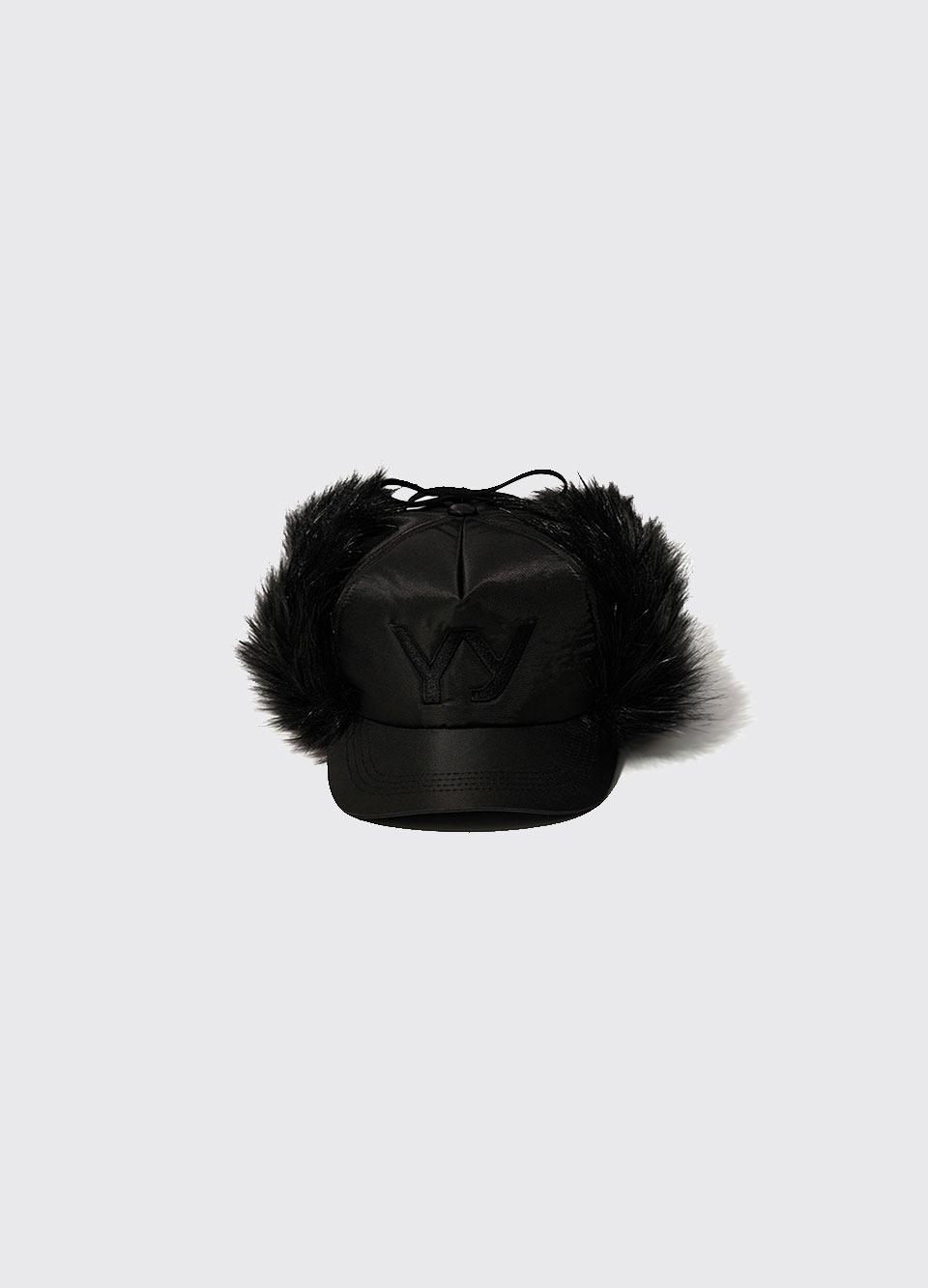 FAUX FUR EARFLAP CAP BLACK