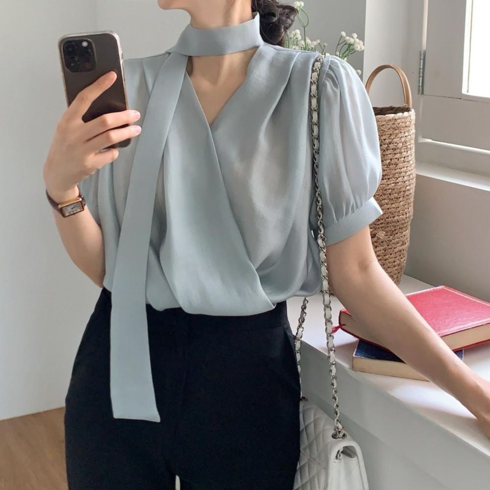 셔링 랩 타이 반팔 블라우스