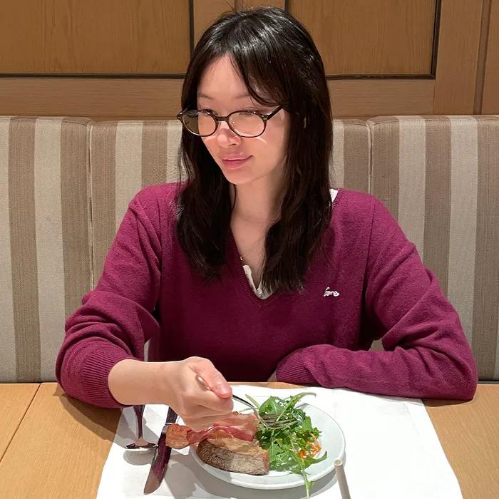 [김가을 PICK] [6th] Rosh Deep V-Neck Knit - Grape