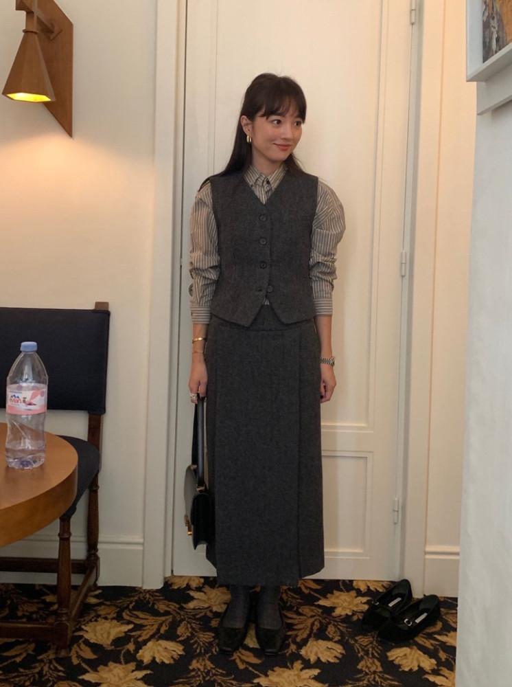 [루트] UNDERSON 언더슨 24fw 사봉 스커트 (2color)