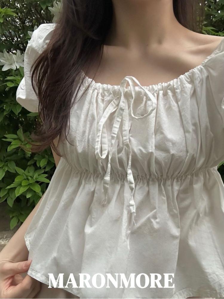 들뜸 없는 파르페 스퀘어넥 블라우스 (2color)