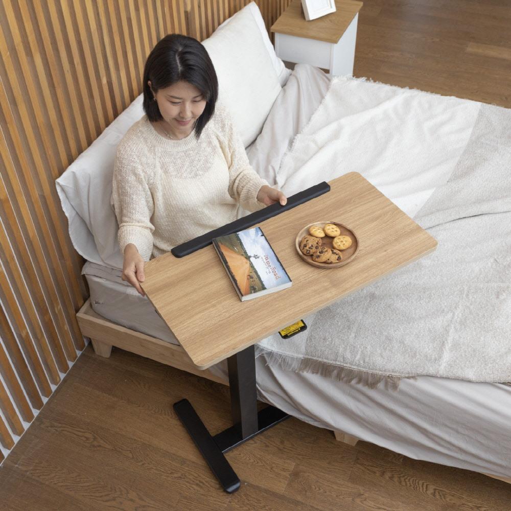 핏쳐 TS1 이동형 수동식 각도조절 사이드 테이블