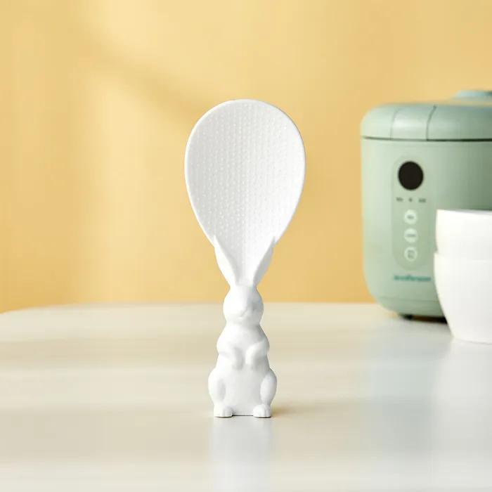 세워지는 토끼 주걱 오목한형 화이트