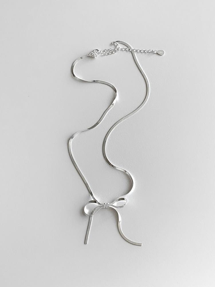 (어센틱/ silver925) party ribbon neckalce 리본목걸이 뱀줄리본목걸이