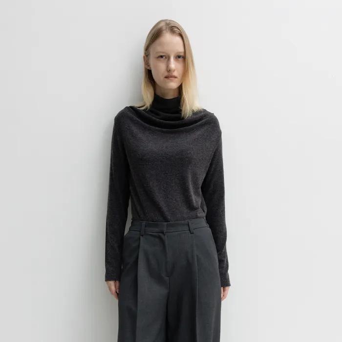 터틀넥 드레이프 니트_2COLOR