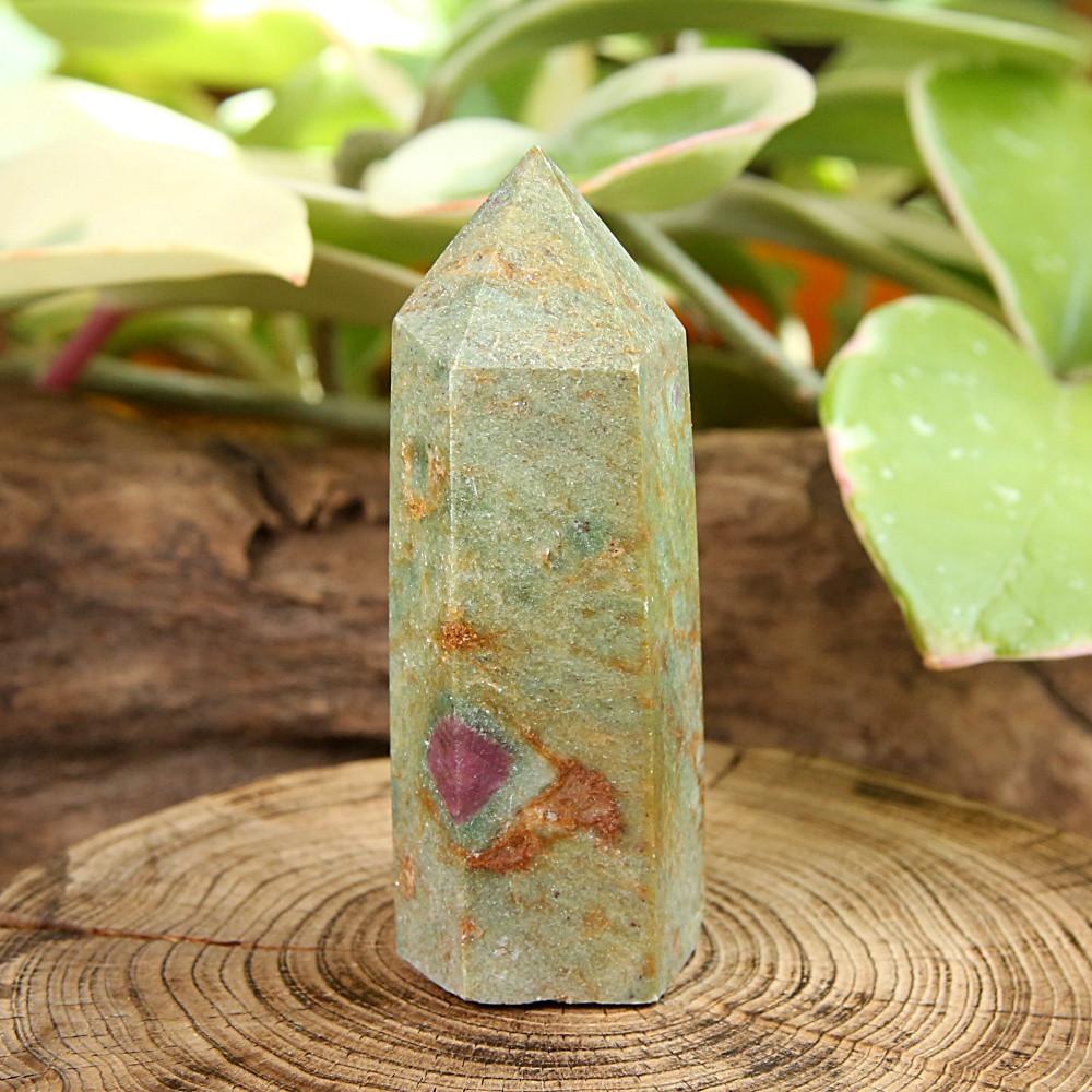 루비 인 푸크사이트 포인트 원석 - 강력한 심장 차크라 스톤 (6.8cm)