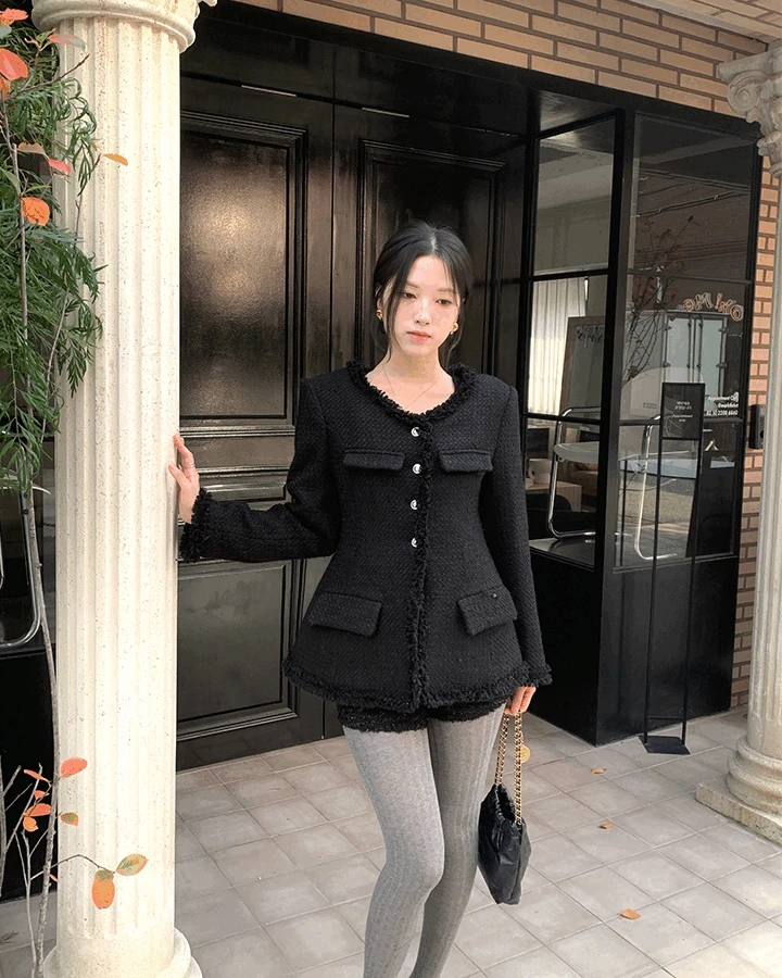 [HWS] [울60%] 여성 3온스 슬림핏 하프 트위드 연말룩 코트 (BLACK/WHITE)