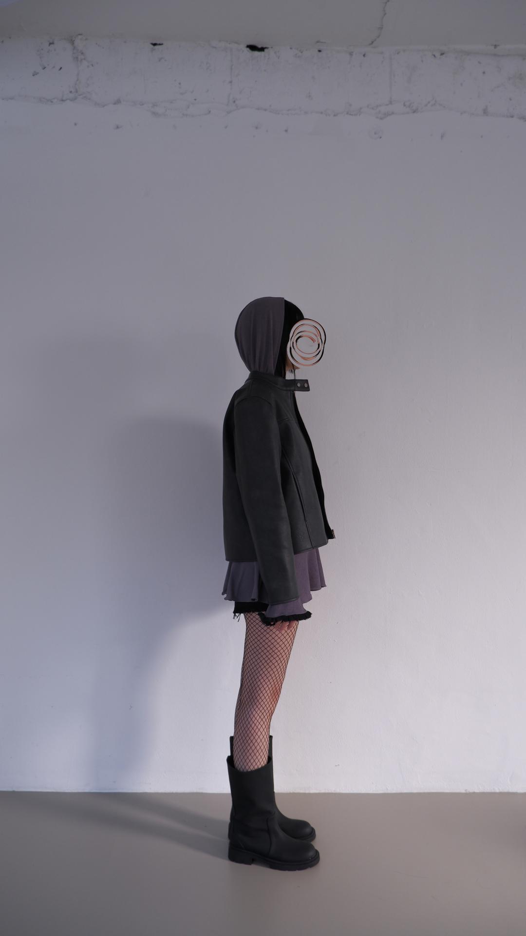 Dull luster rain boots