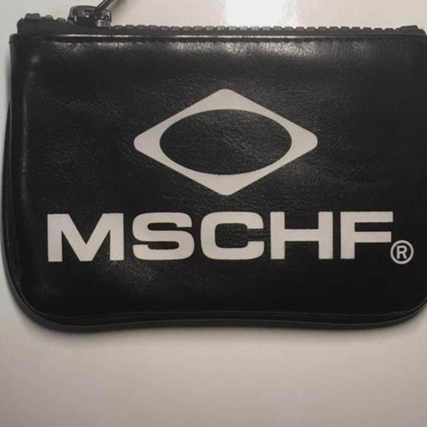 미스치프 롬버스 레더월렛