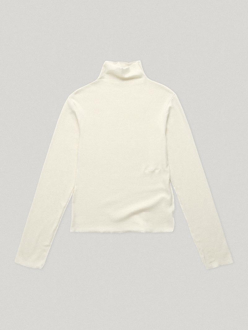 Aires Mock Neck Tee Cream
