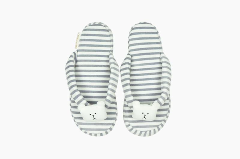 BORDER SLOTH FLIP FLOPS