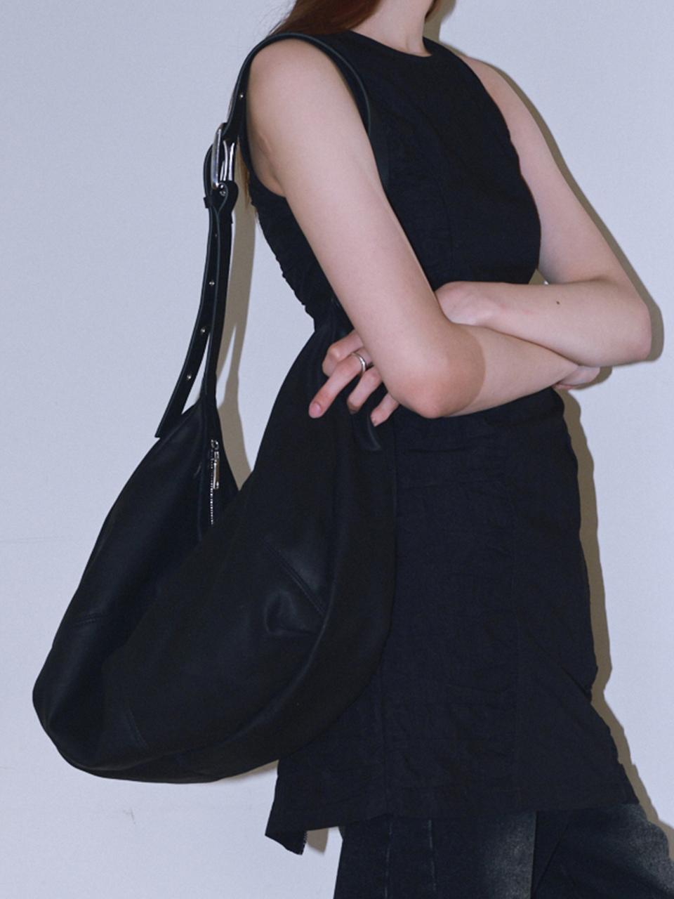 Vegan Suede Hobo Bag [Black]