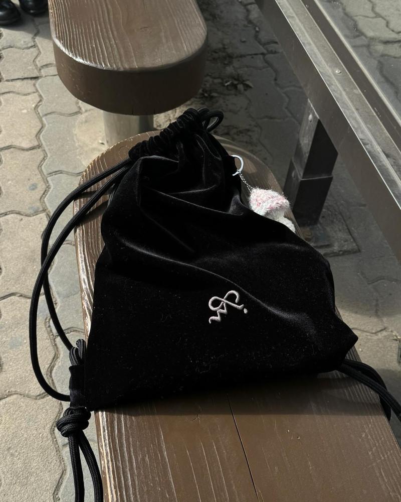 velour string bag 벨벳 스트링백 짐색