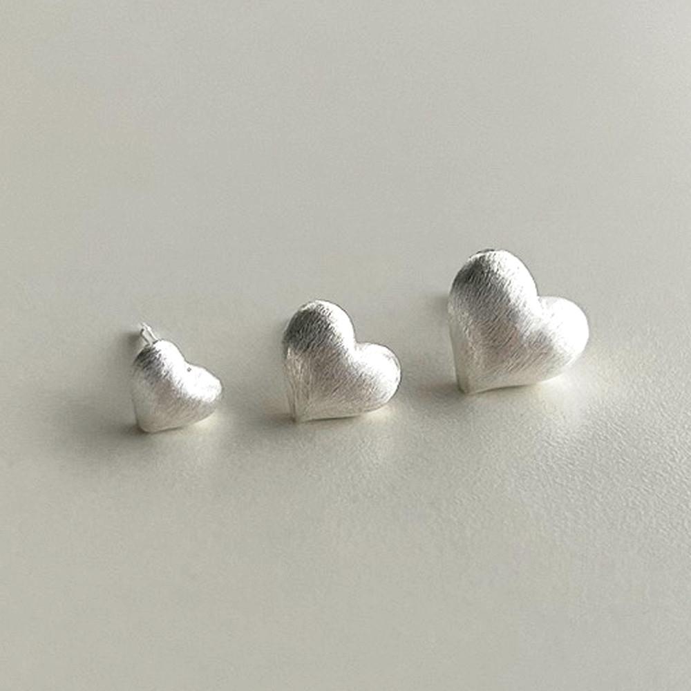 [무배] 925실버 매트 하트 귀걸이 / 3size