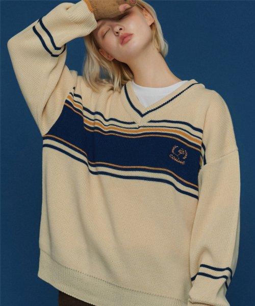 COMME V NECK SWEATER CREAM