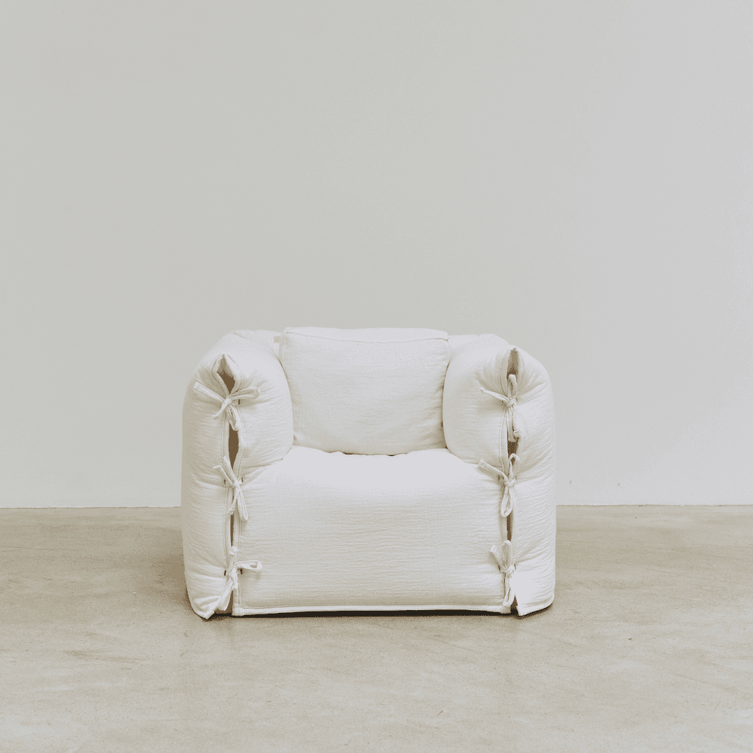 Doona Sofa (Ivory)