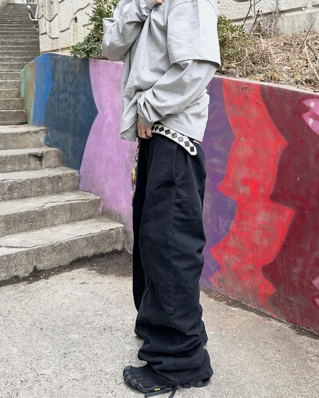 VINTAGE PUCKERING PANTS