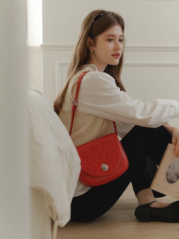 미뇽 새들백 Mignon Saddle Bag - 레드