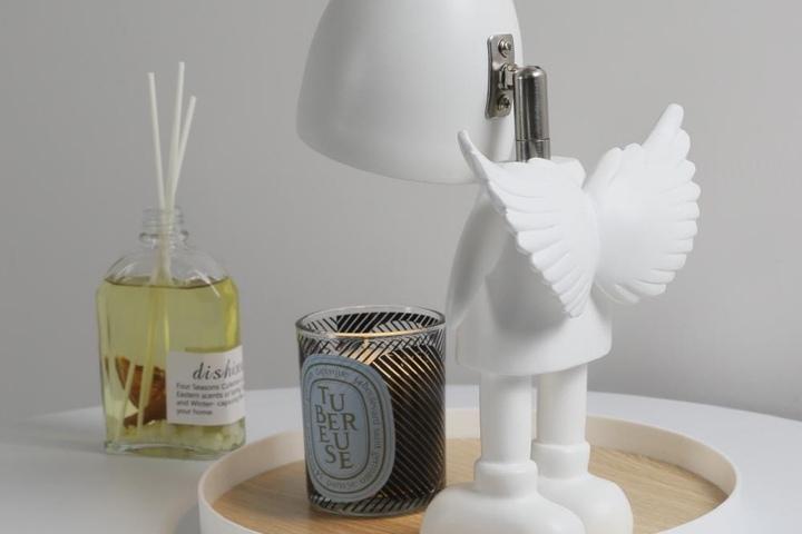 [해외] 심플 엔젤 캔들워머 천사 조명 스탠드 전구