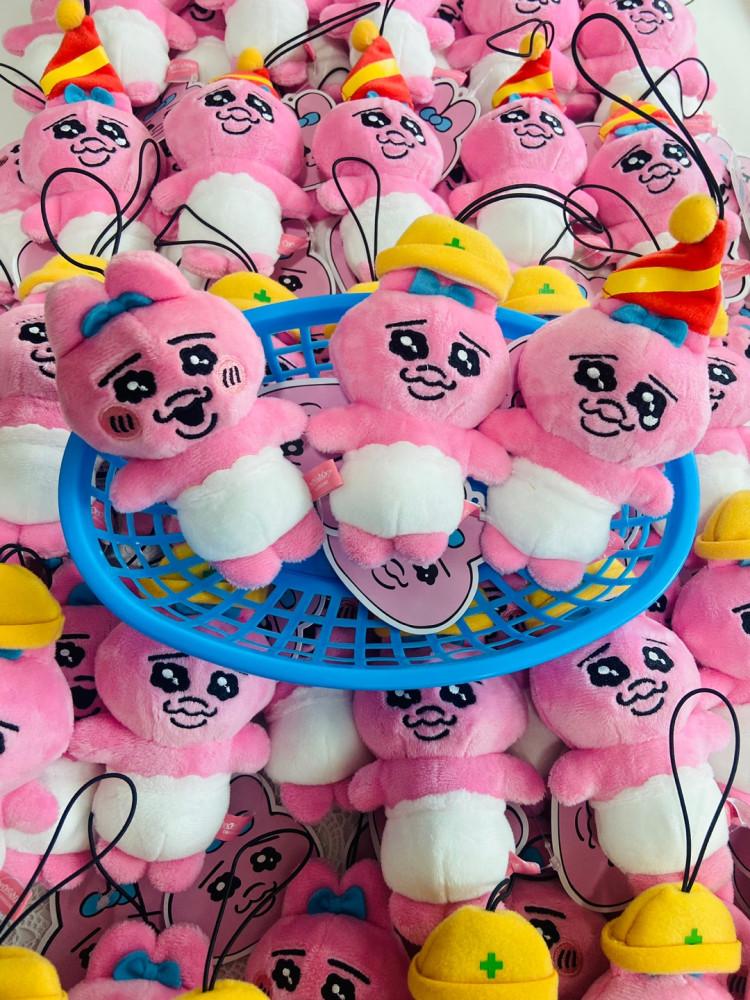 오판츄우사기 마스코트 홀더 3종/안전모 꼬깔모 빤쮸토끼 후류 FURYU 3탄