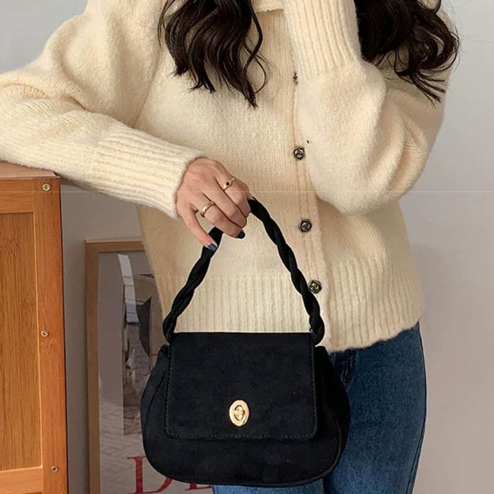 [2차입고완료!]트위스트 골드블랙 미니백 (벨벳)