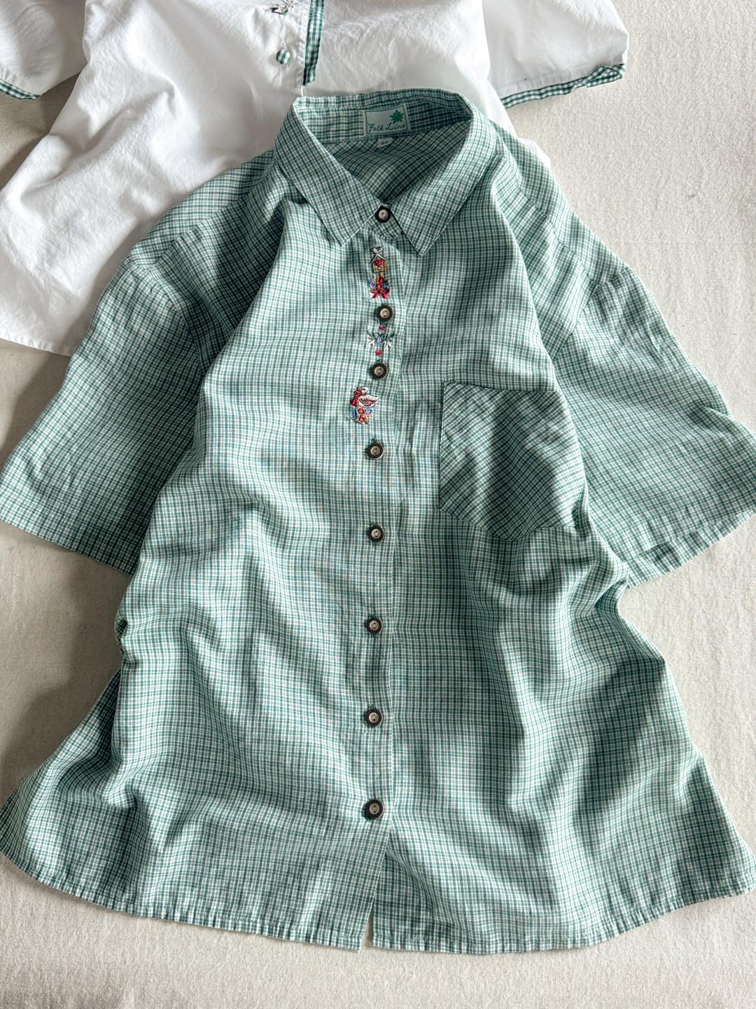 vintage embroidered shirts A7551