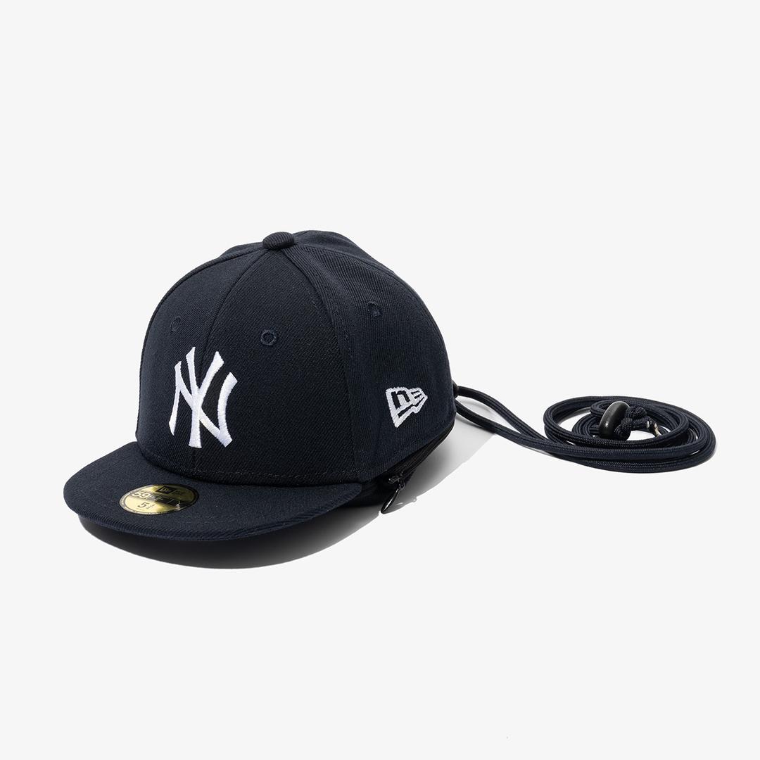 MLB 뉴욕 양키스 넥 스트랩 캡 파우치 네이비