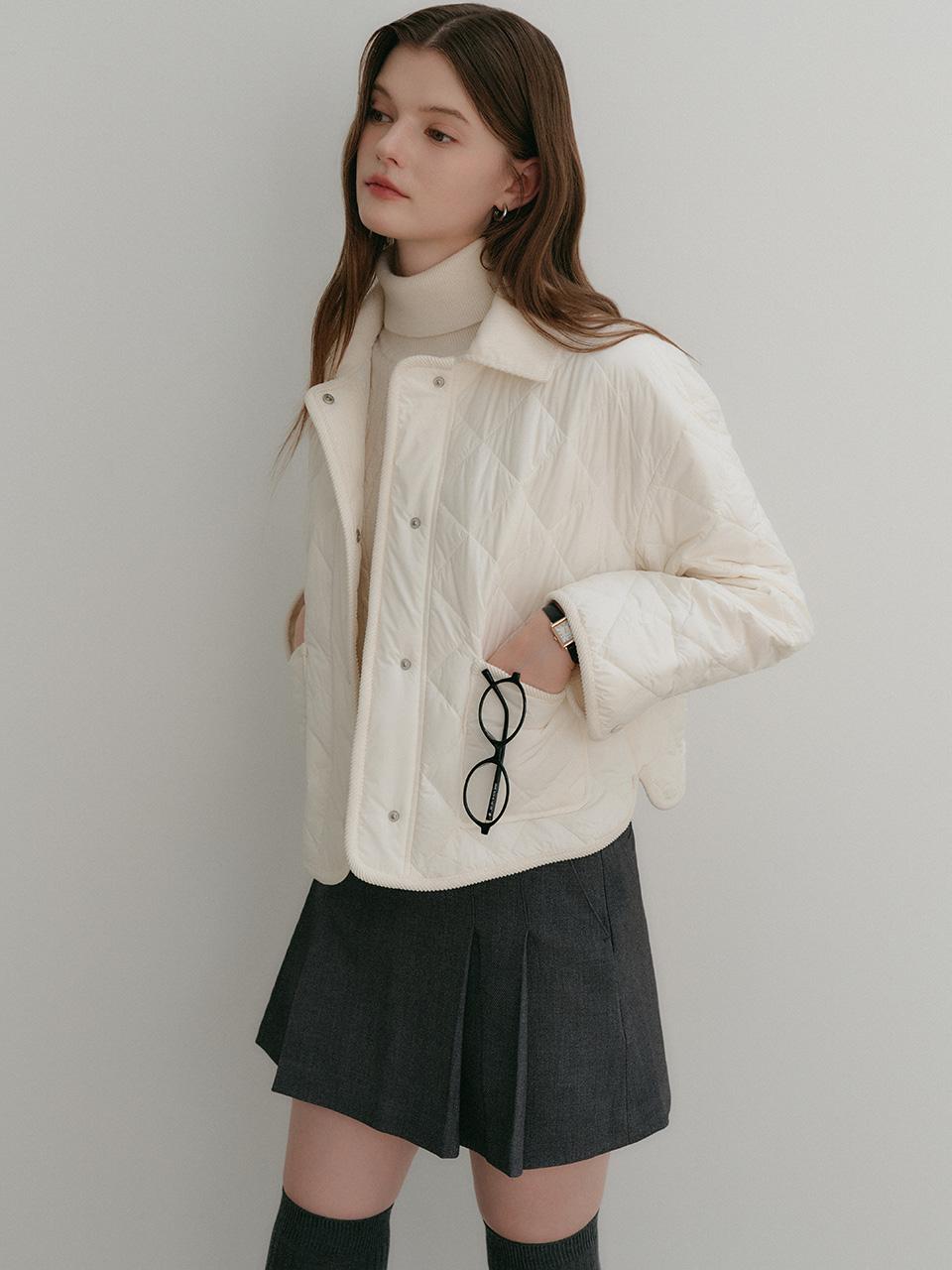 룩캐스트 아델리아 칼라 퀼티드 자켓 / ADELIA COLLAR QUILTED JACKET_2colors