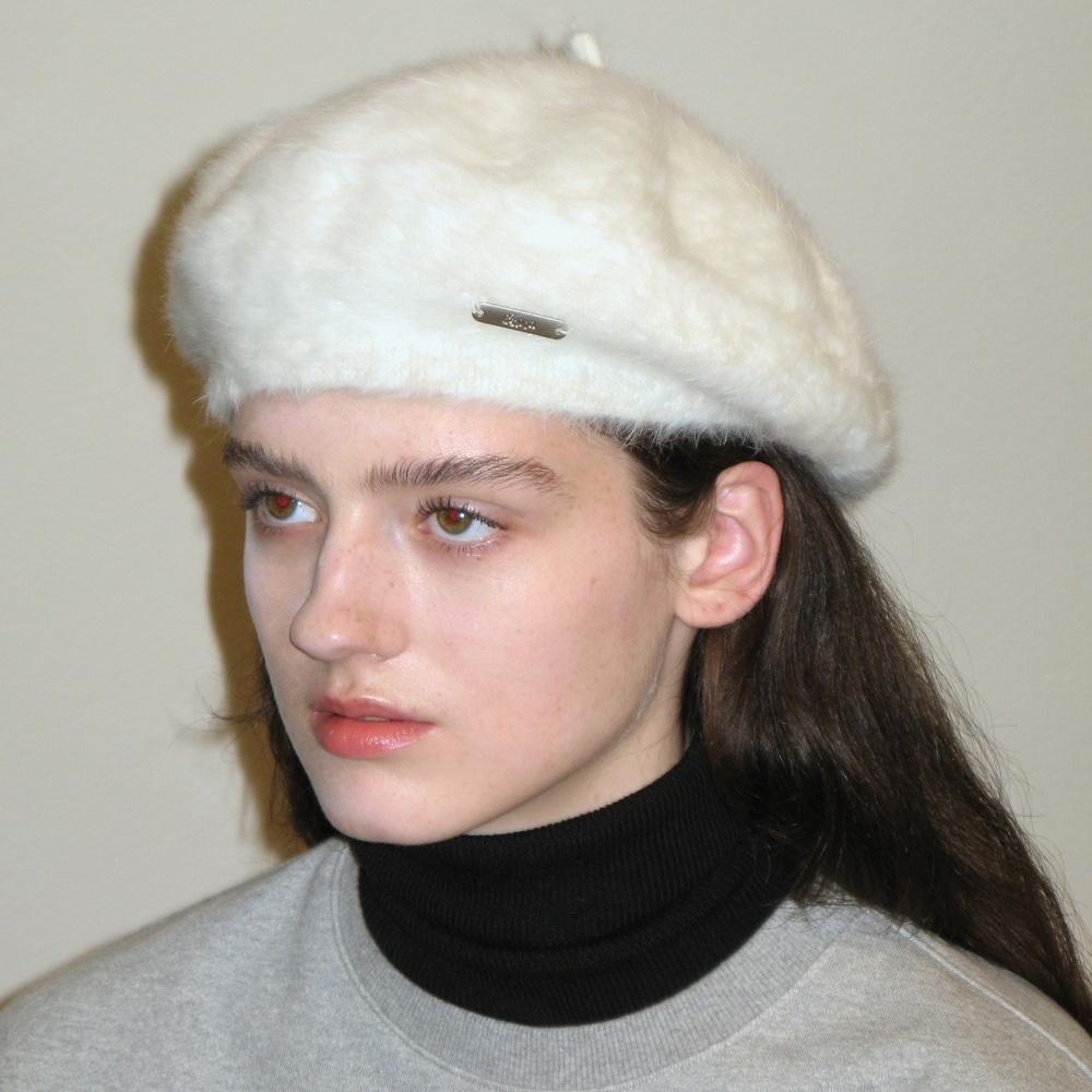 ANGORA BERET (WHITE)