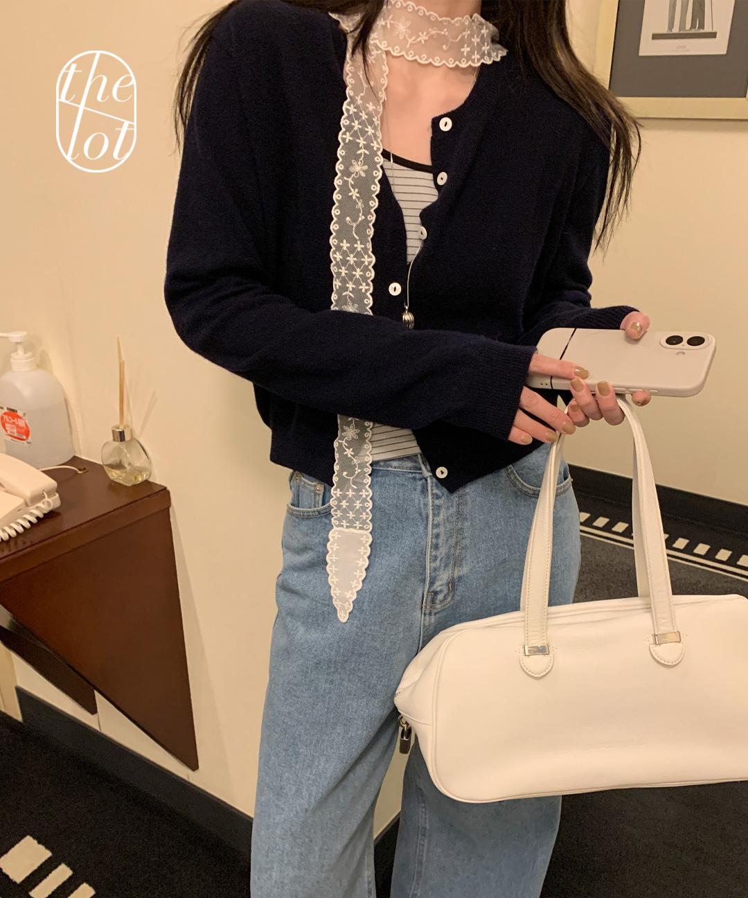 더롯 (핑 당일) [mellounge] 멜라운지 캐시 멜로 단추 니트 가디건 (4color) 크롭/라운드넥/긴팔/데일리/출근룩/캠퍼스룩/개강룩/나들이룩