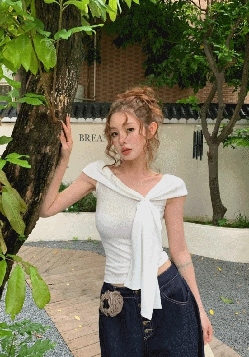 포에트 꼬임 티셔츠