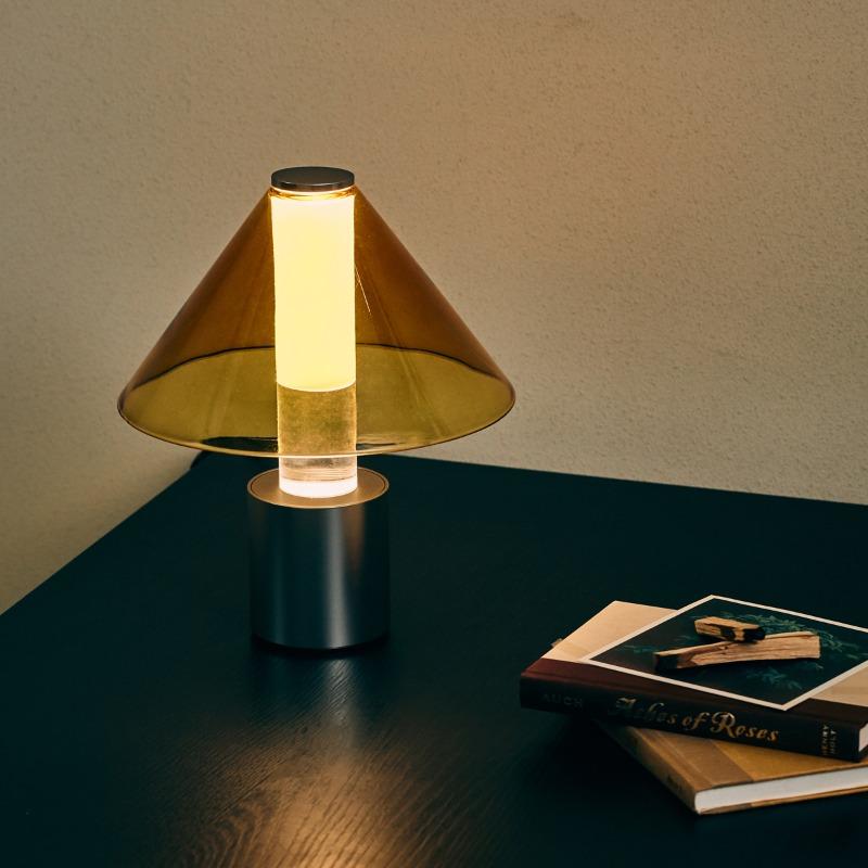 보나키아  키아[Kia] 테이블 스탠드